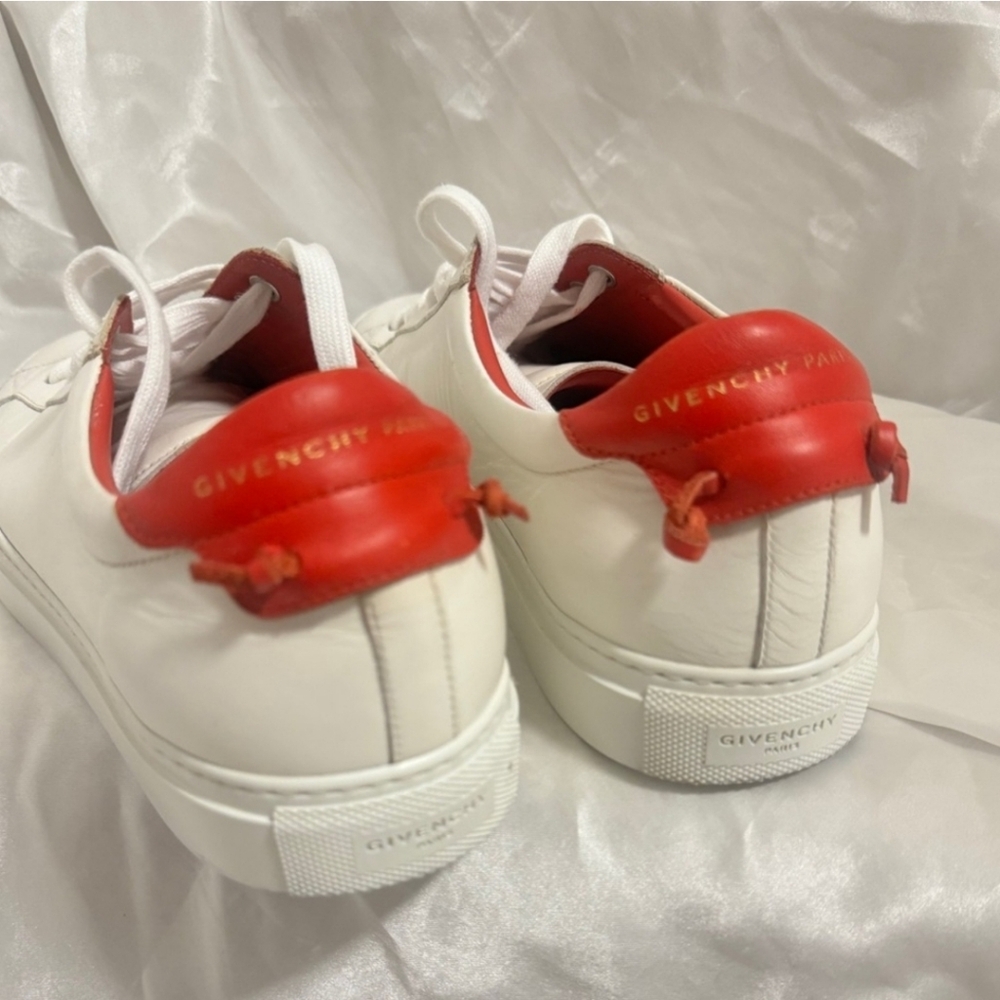Givenchy Urban Knot Sneakers - Picture 4 of 13